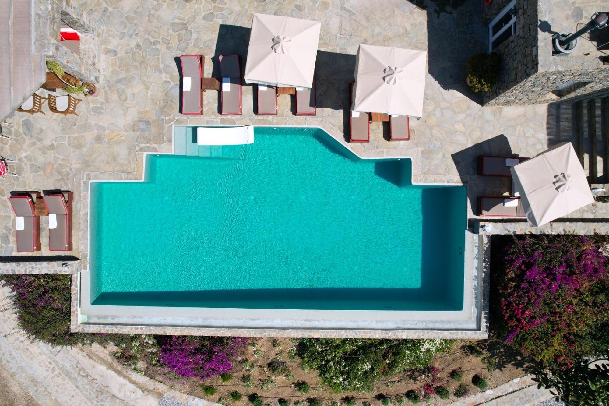 Villa Nautilia - Luxury Suites And Cottages 卡拉法蒂斯 外观 照片